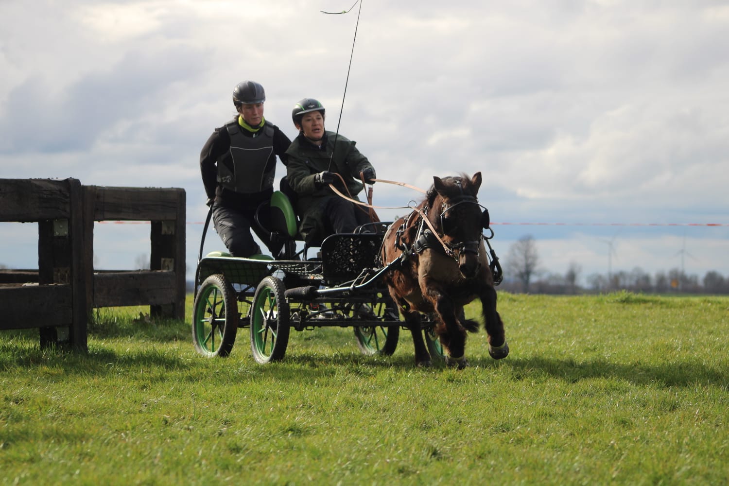 Hindernis- und Gel&auml;ndetraining beim Fahrverein St. Medardus